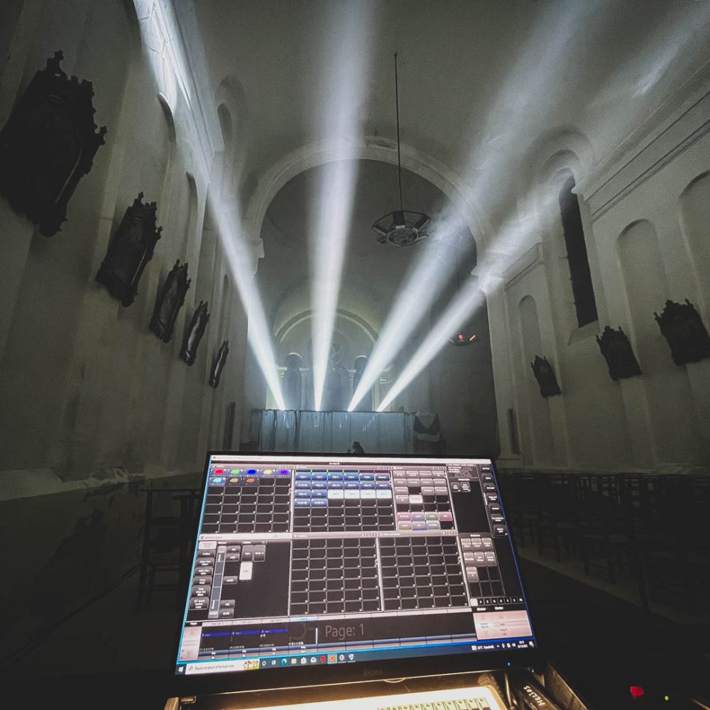 Mise en lumière d'une église à Toulouse par Helios Events